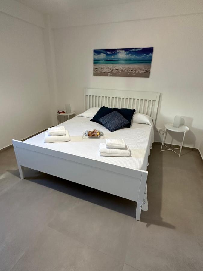 Villa Fiorenza - 100 Mt Dal Mare Кастеламаре дел Голфо Екстериор снимка