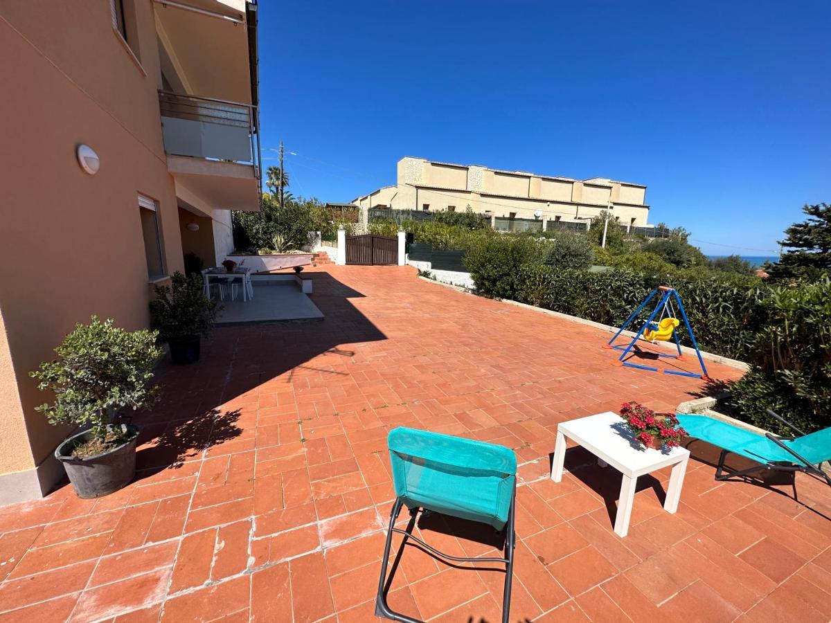Villa Fiorenza - 100 Mt Dal Mare Кастеламаре дел Голфо Екстериор снимка